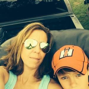 Meet your Posher, Cari